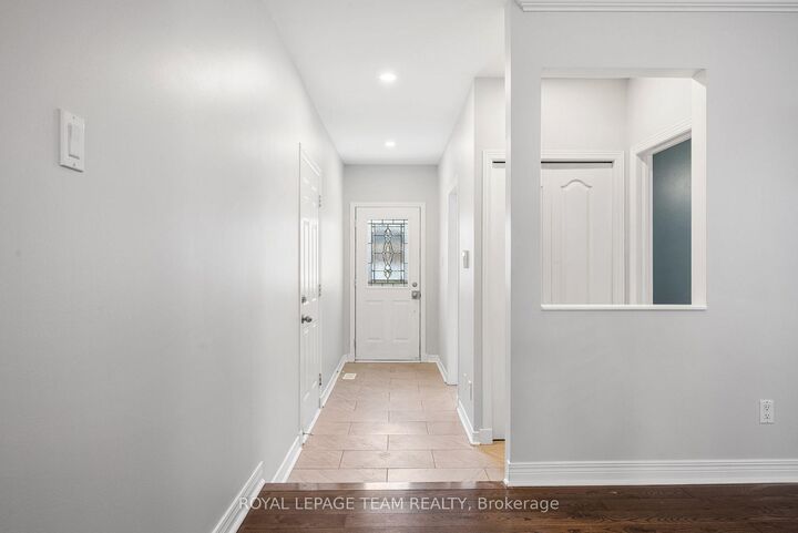 Property Photo:  7 San Mateo Drive  ON K2J 5B3 