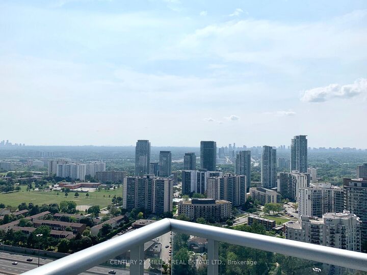 Property Photo: 2015 Sheppard Avenue E 3503 ON M2J 0B3