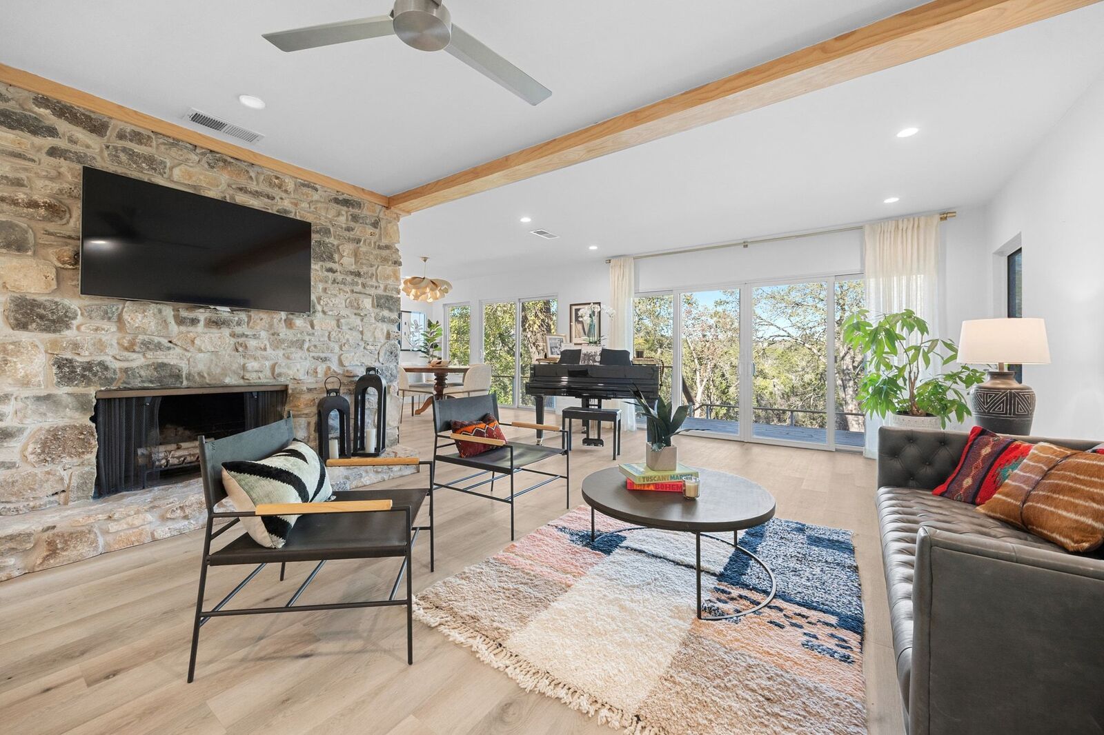 Property Photo:  2419 Trail Of Madrones  TX 78746 