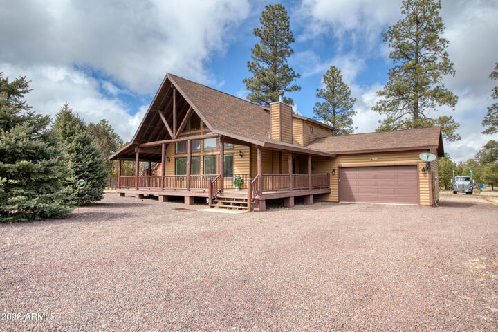 Property Photo: 2010 Christmas Pine Road AZ 85933