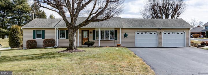 Property Photo:  339 Stoner Road  PA 17055 