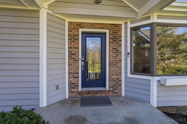 Property Photo: 3727 Hanley Road OH 45247