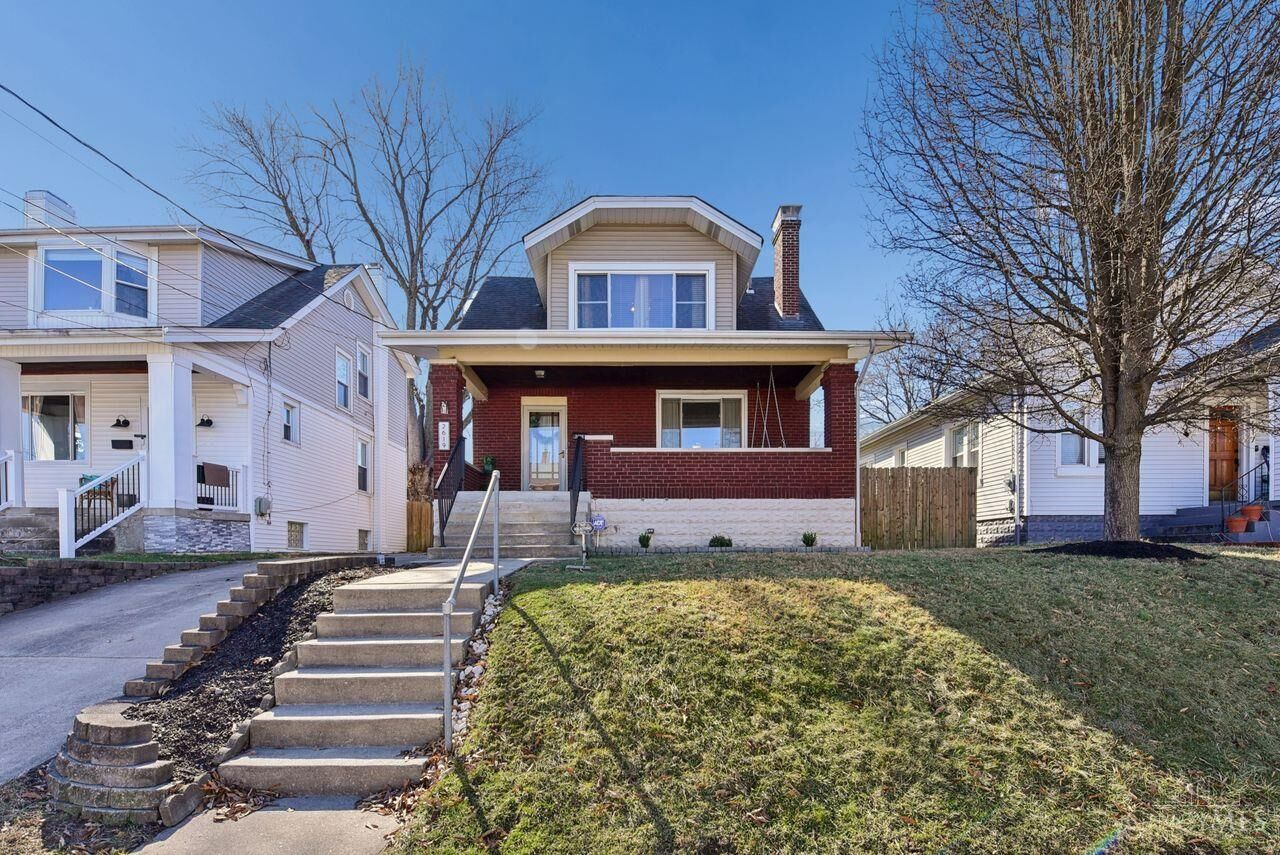 Property Photo:  2619 Leslie Avenue  OH 45212 