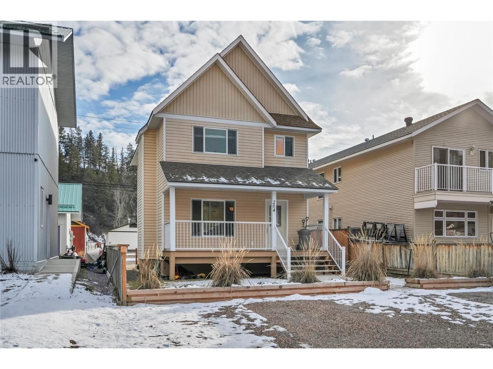 Property Photo: 204 Angela Avenue BC V0X 1W0