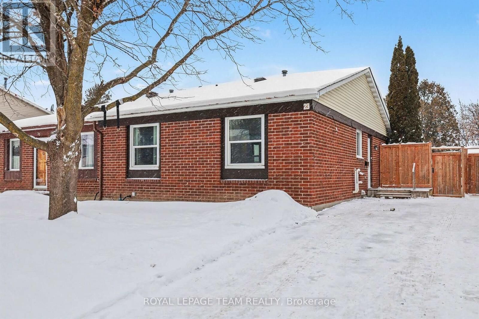 Property Photo:  23 Spearman Lane  ON K2L 1Y6 