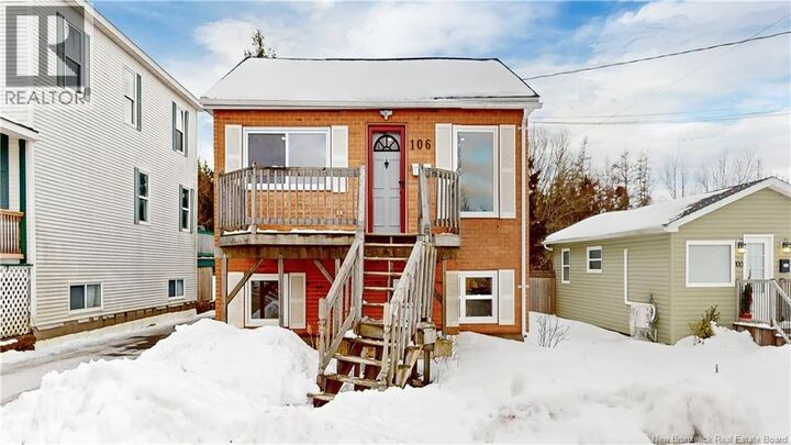 Property Photo:  160 Midwood Avenue  NB E2P 1K6 
