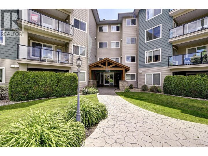 Photo de la propriété:  135 Ziprick Road 102  BC V1X 8B2 