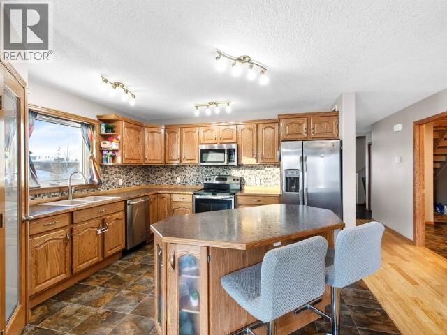 Photo de la propriété:  4 Skookum Drive  YT Y1A 0N1 