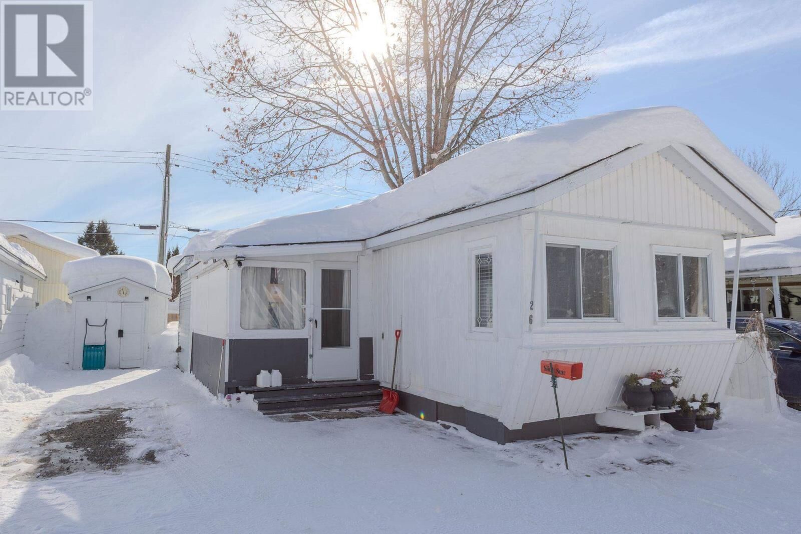 Photo de la propriété: 100 Old Highway 17 N # 26 ON P6A 5K7