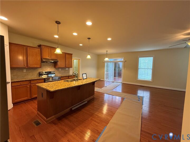 Property Photo: 512 Paddle Creek Drive VA 23113