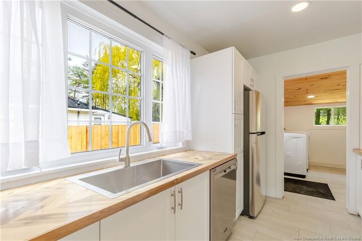 Property Photo:  733 Maclaren Avenue  NB E3A 3L4 