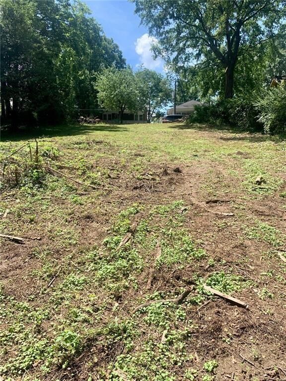 Property Photo:  695 Lexington Avenue SW  GA 30310 