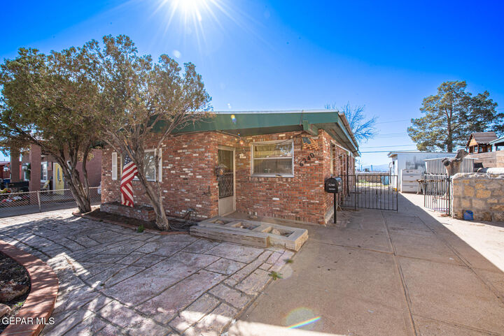 Property Photo:  6240 Papago Road  TX 79905 