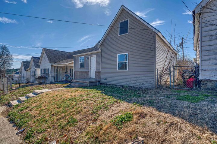 Property Photo:  1412 Cumnock Street  KY 42420 