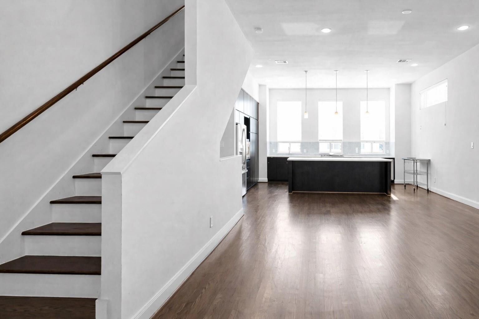 Property Photo: 3111 Leeland Street TX 77003