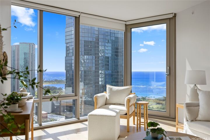 Property Photo:  1001 Queen Street 2404  HI 96814 