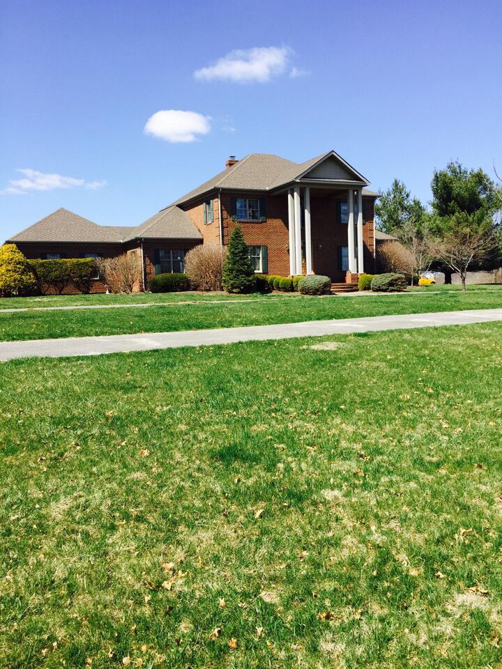 Property Photo:  4440 Lexington Road  KY 40361 