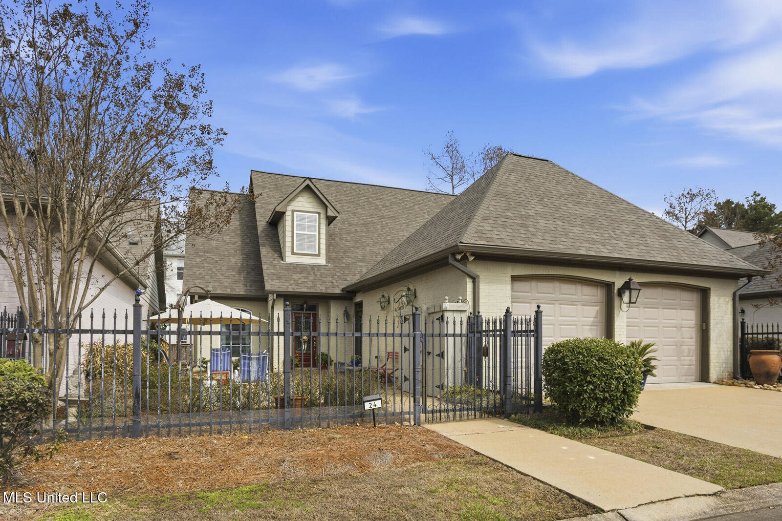 Property Photo:  24 Savannah Circle  MS 39047 