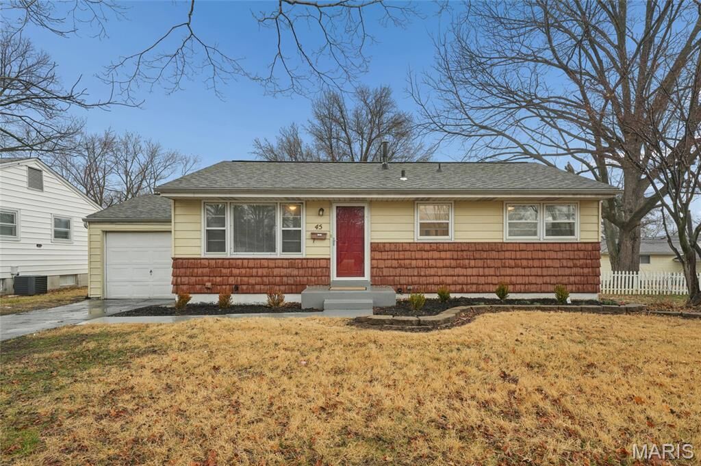 Property Photo: 45 Saint Ronald Lane MO 63031