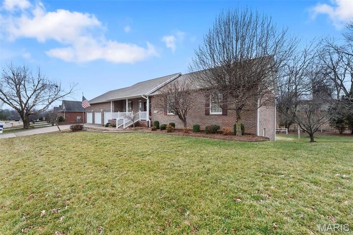 Property Photo:  2137 Chesapeake Avenue  MO 63701 