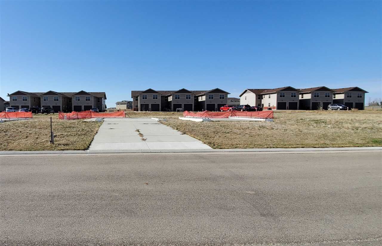 Property Photo: 275 14th St Block 35 Lot 2 ND 58852