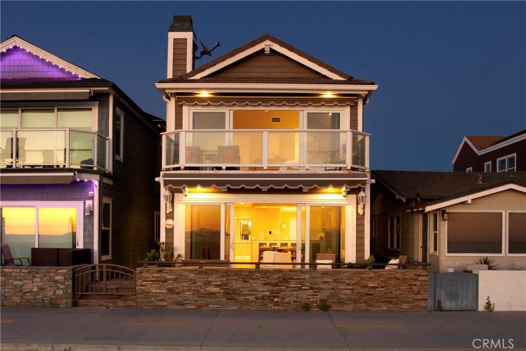 Property Photo:  2712 W Oceanfront  CA 92663 