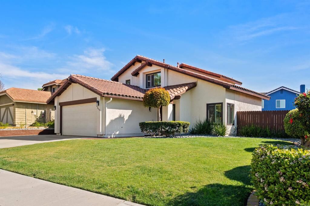 Property Photo:  453 Hidden Vista Drive  CA 91910 