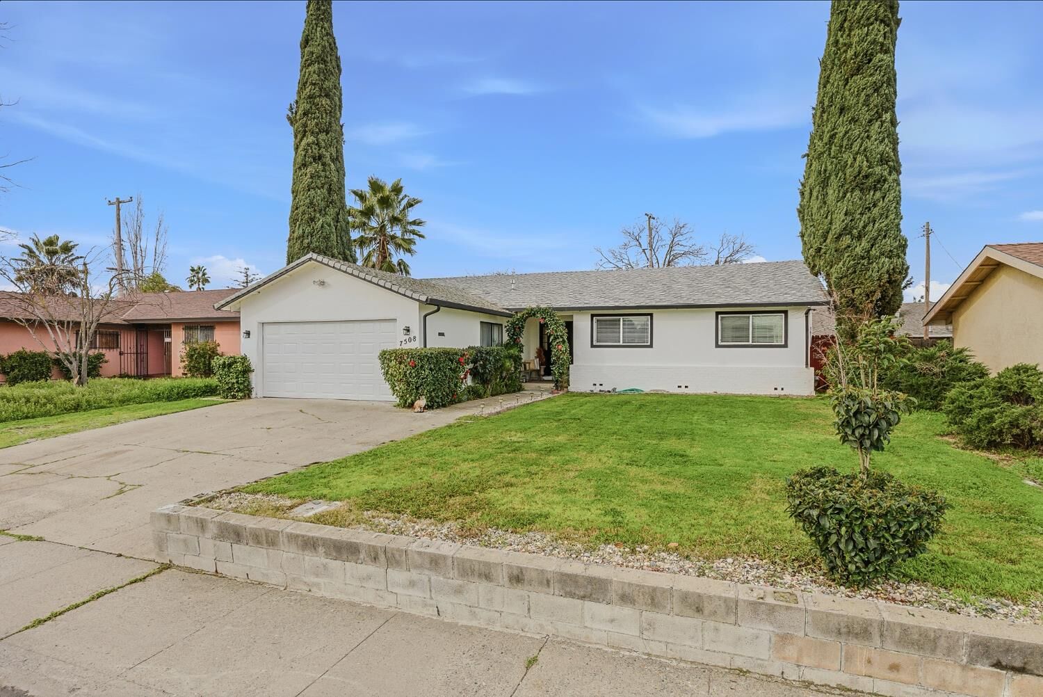 Property Photo:  7508 18th Street  CA 95822 