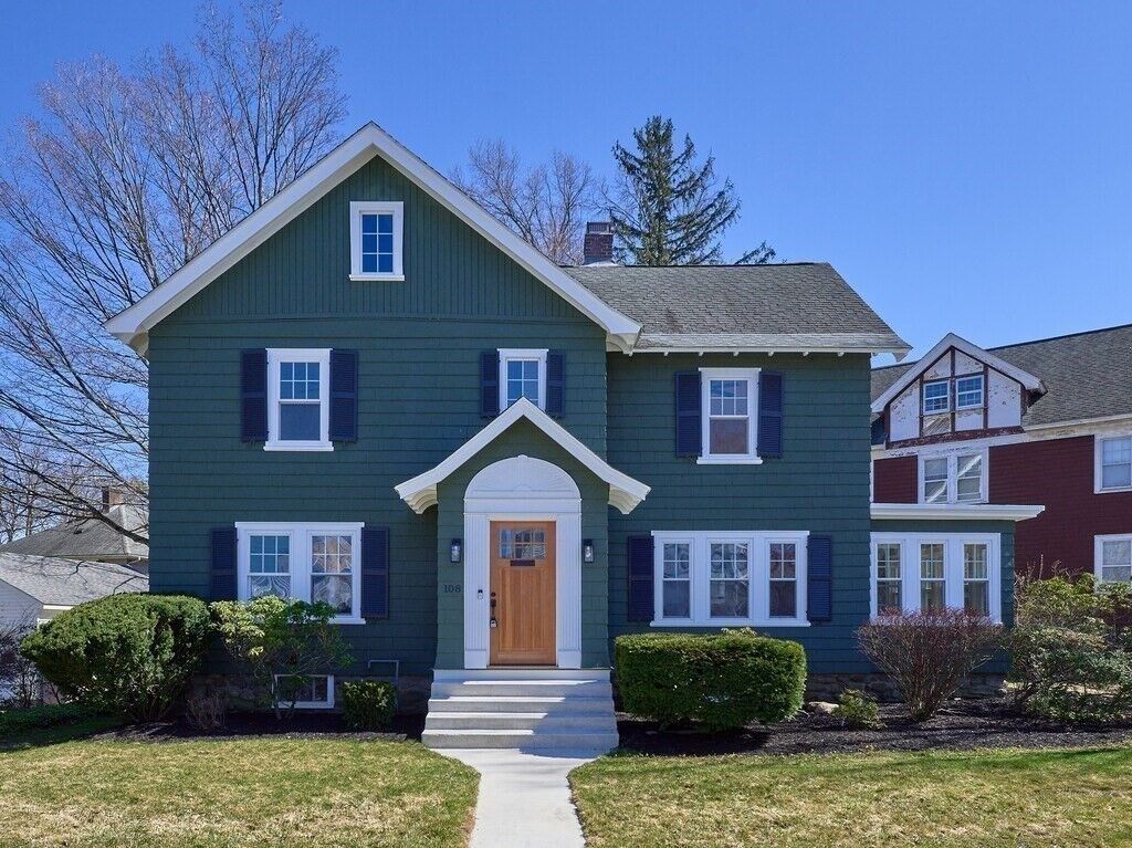 Property Photo:  108 Longfellow Road  MA 01602 