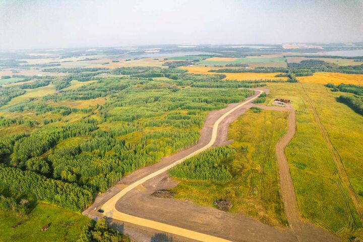 Property Photo: #3 - 423003 Range Road 14 AB T0C 2J0