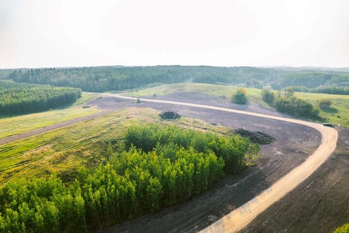 Property Photo: #2 - 423003 Range Road 14 AB T0C 2J0