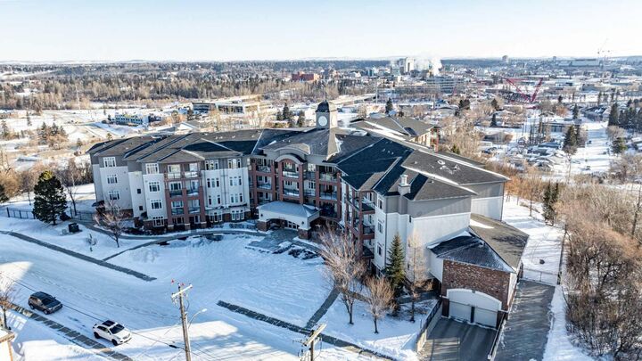 Property Photo:  5213 61 Street 412  AB T4N 6N5 