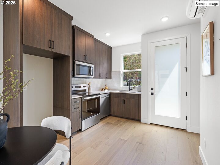 Property Photo:  3223 SE 28th Ave  OR 97202 