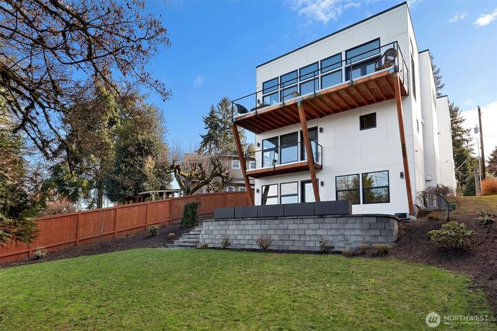 Property Photo:  4224 NE 124th Street  WA 98125 