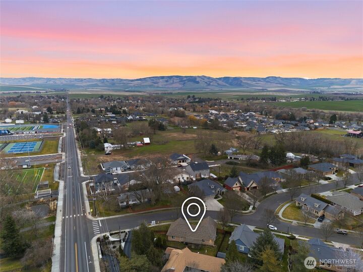 Property Photo: 22 Costello Place WA 99362