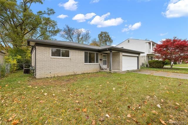 Property Photo: 14421 Labelle Street MI 48237