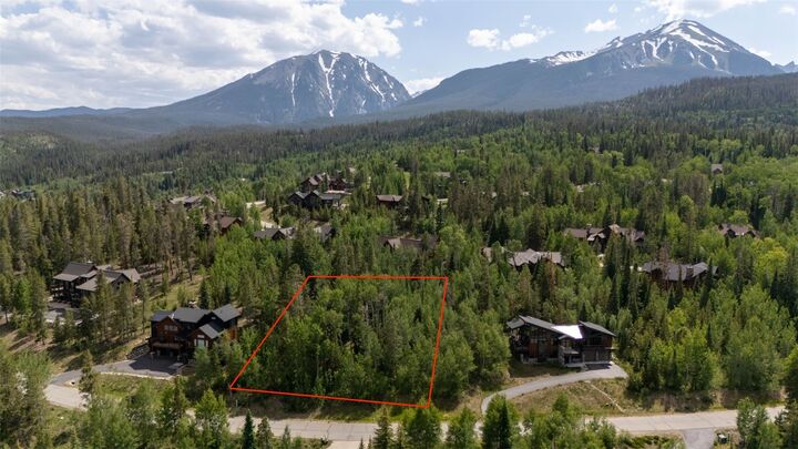 Property Photo:  190 Easy Bend Trail  CO 80498 