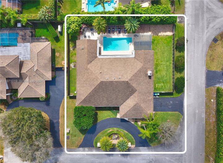 Property Photo: 9988 SW 126th Ter FL 33176