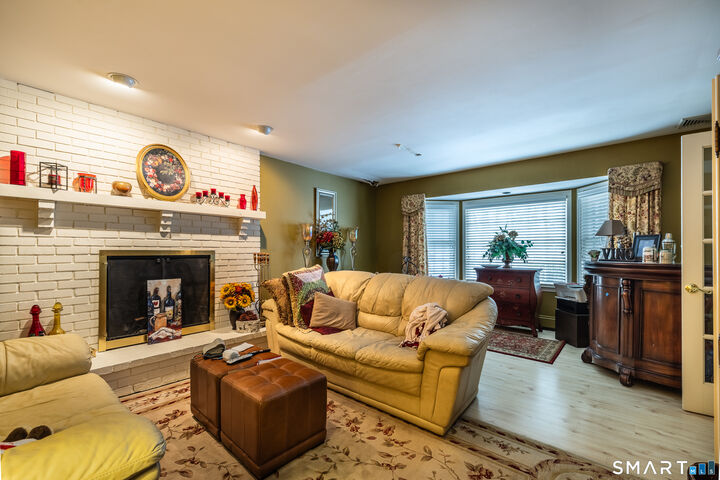 Property Photo: 34 Bagburn Road CT 06468