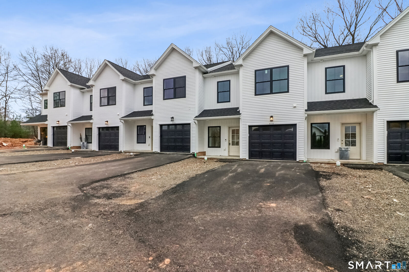 Property Photo:  370 Emmett Street 4-3  CT 06010 