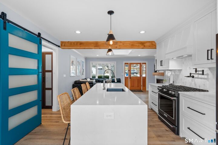 Property Photo:  136 Shadow Ridge Road  CT 06905 