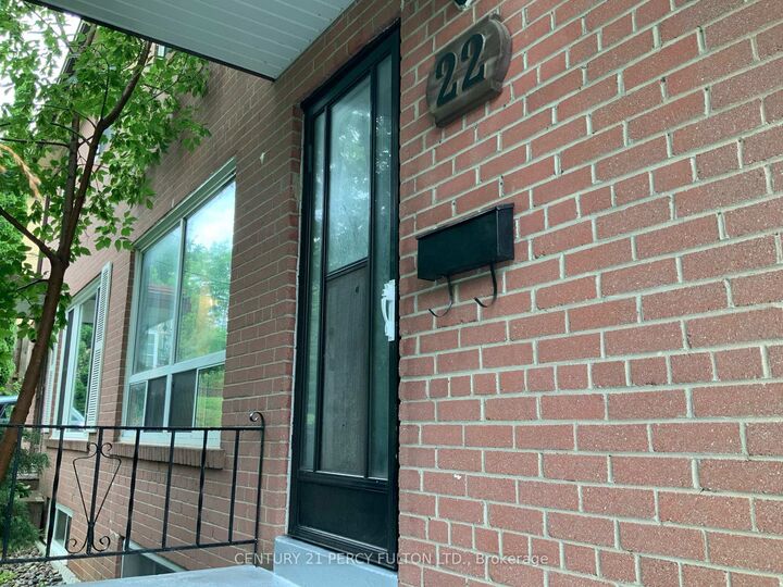 Photo de la propriété:  22 Mill Street Main  ON L3P 1K9 