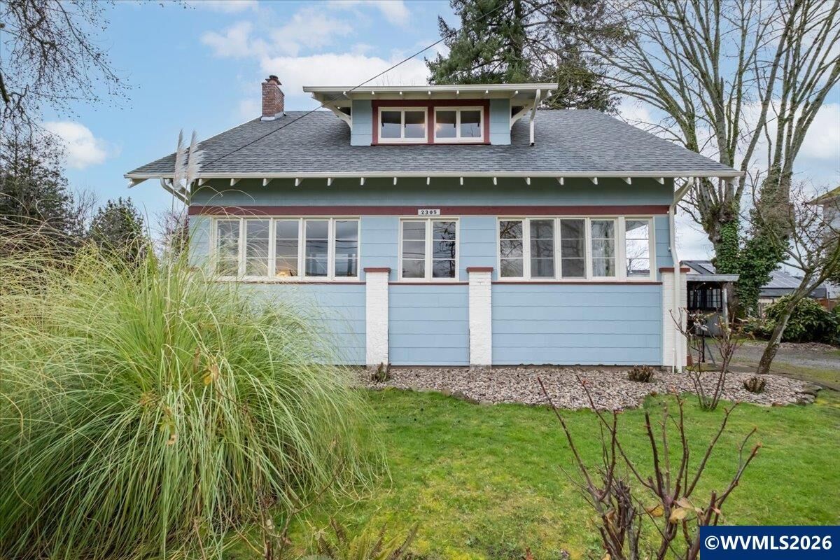 Property Photo:  2305 SE Salem Av  OR 97321 