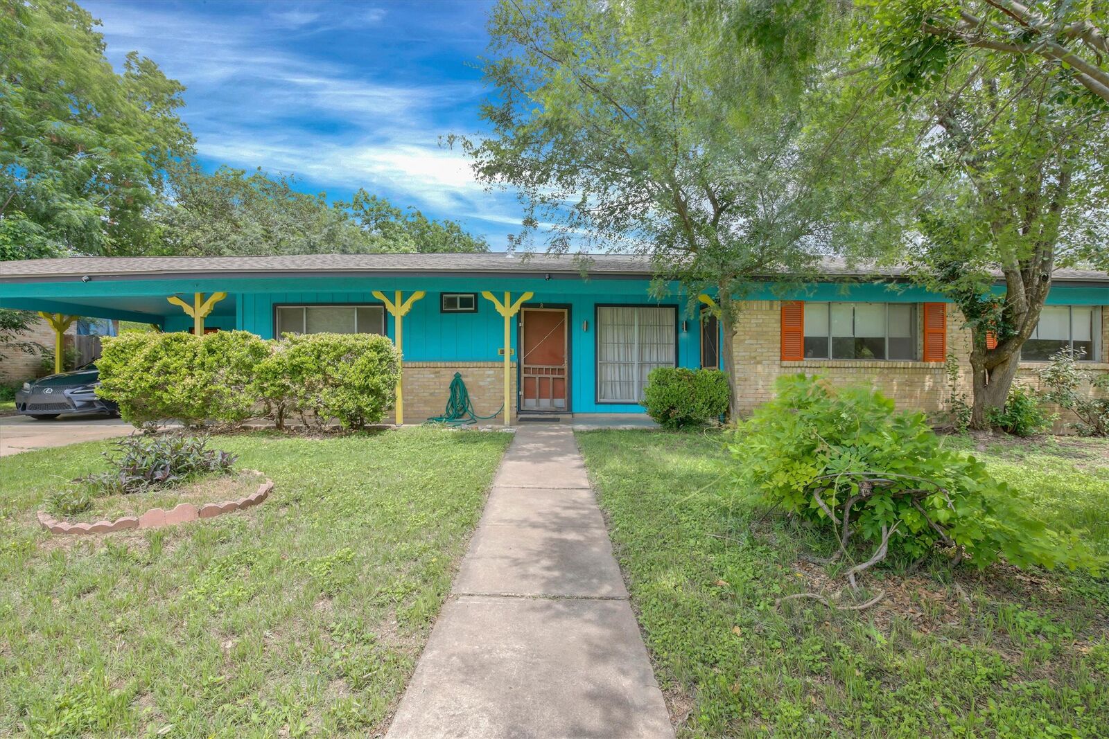 Property Photo: 1504 Braes Ridge Drive B TX 78723