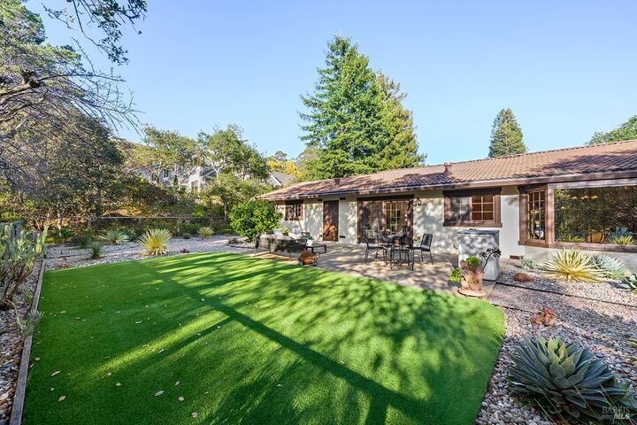 Property Photo:  22 Paseo Mirasol  CA 94920 