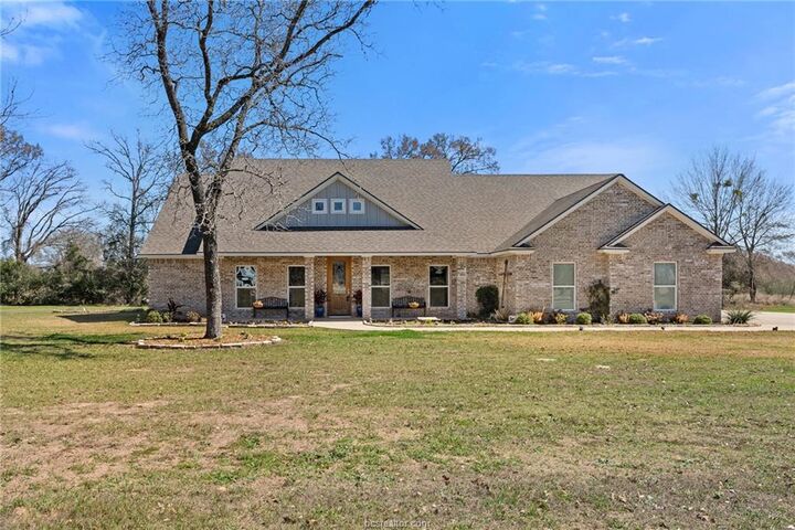 Property Photo:  9066 King Oaks Drive  TX 77861 