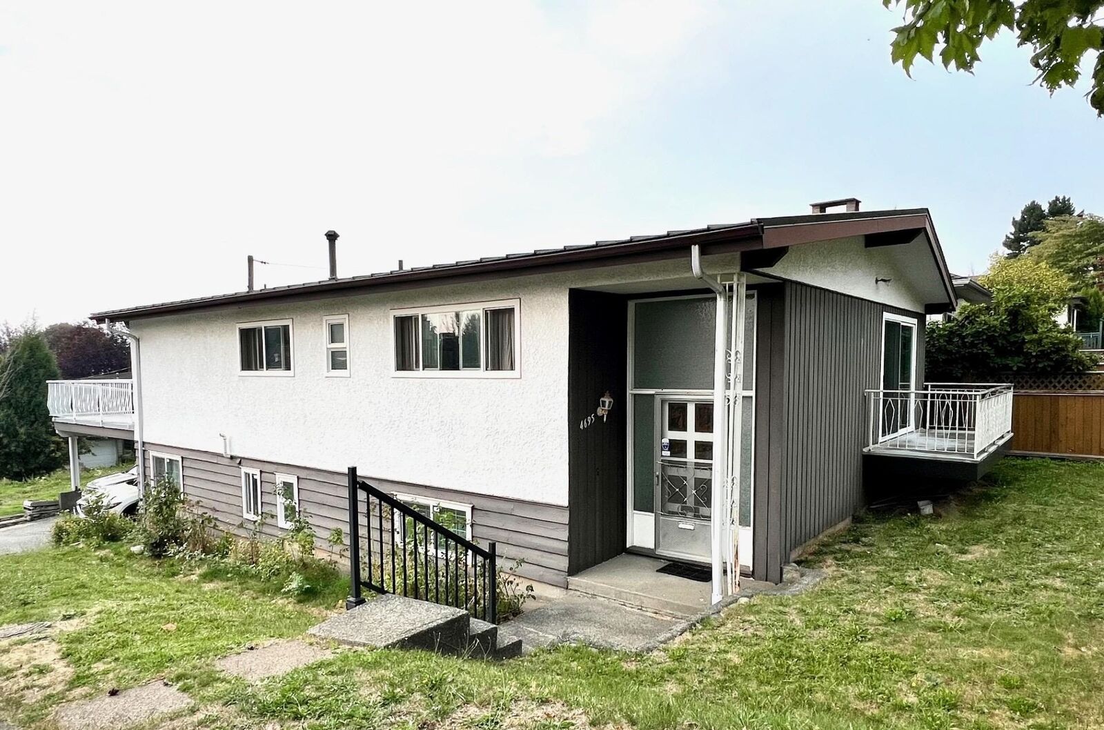 Property Photo: 4695 Nanaimo Street BC V5N 5J5