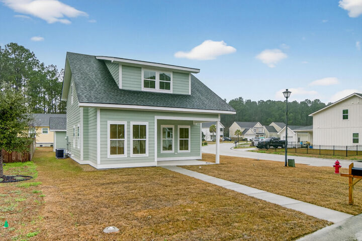 Property Photo: 102 Brightwood Drive SC 29450