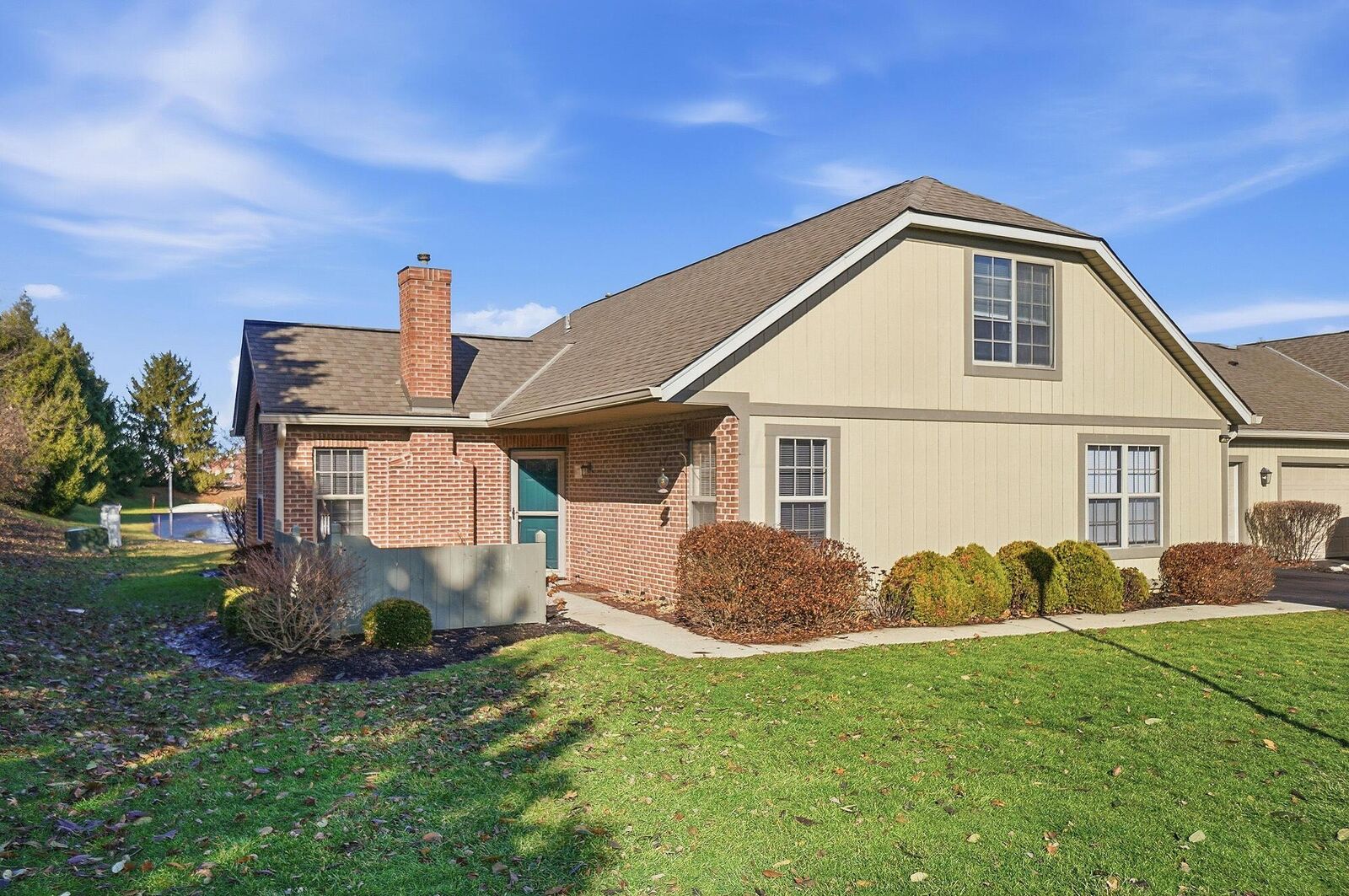 Property Photo: 6770 Chateau Chase Drive OH 43235