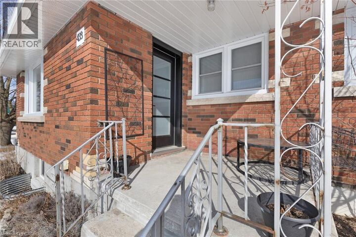 Property Photo:  433 Northern Avenue  ON N4B 2R7 
